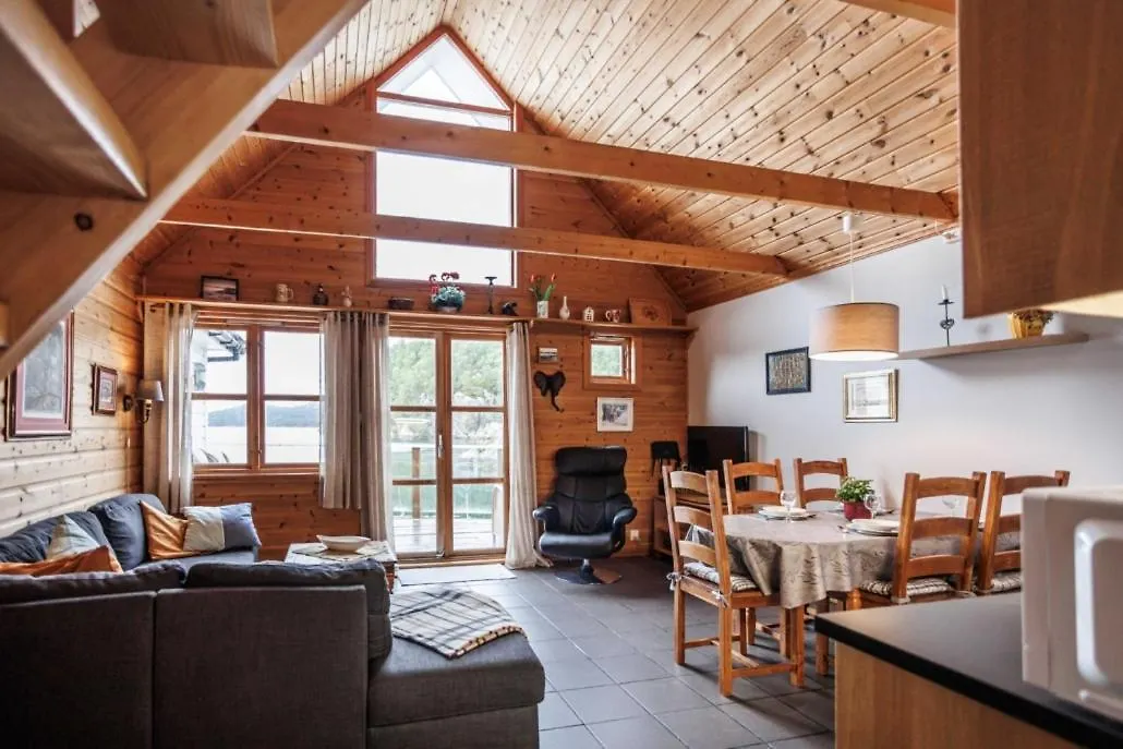 אכסניה Bomlo Eastside Cottages נורבגיה